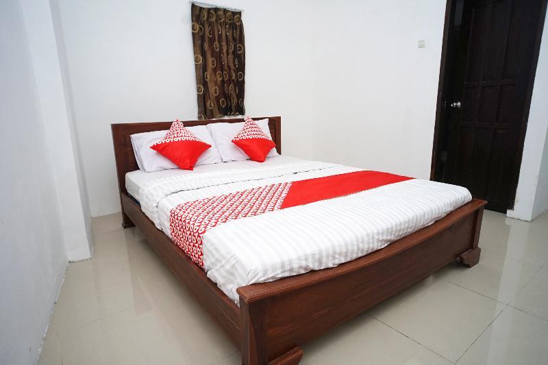 Oyo Flagship 1034 Pondok Mulia Guest House Syariah Баликпапан Екстериор снимка
